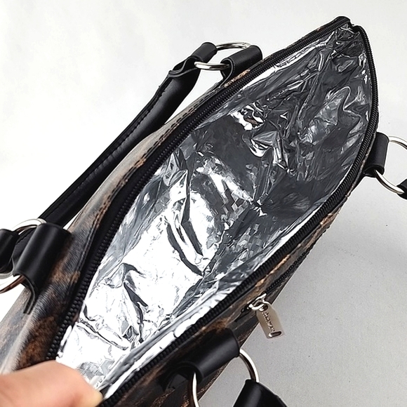 NWT Primeware Black Faux Leather Leopard Print Insulated Wine Bottle Lunch Bag - Picture 8 of 11